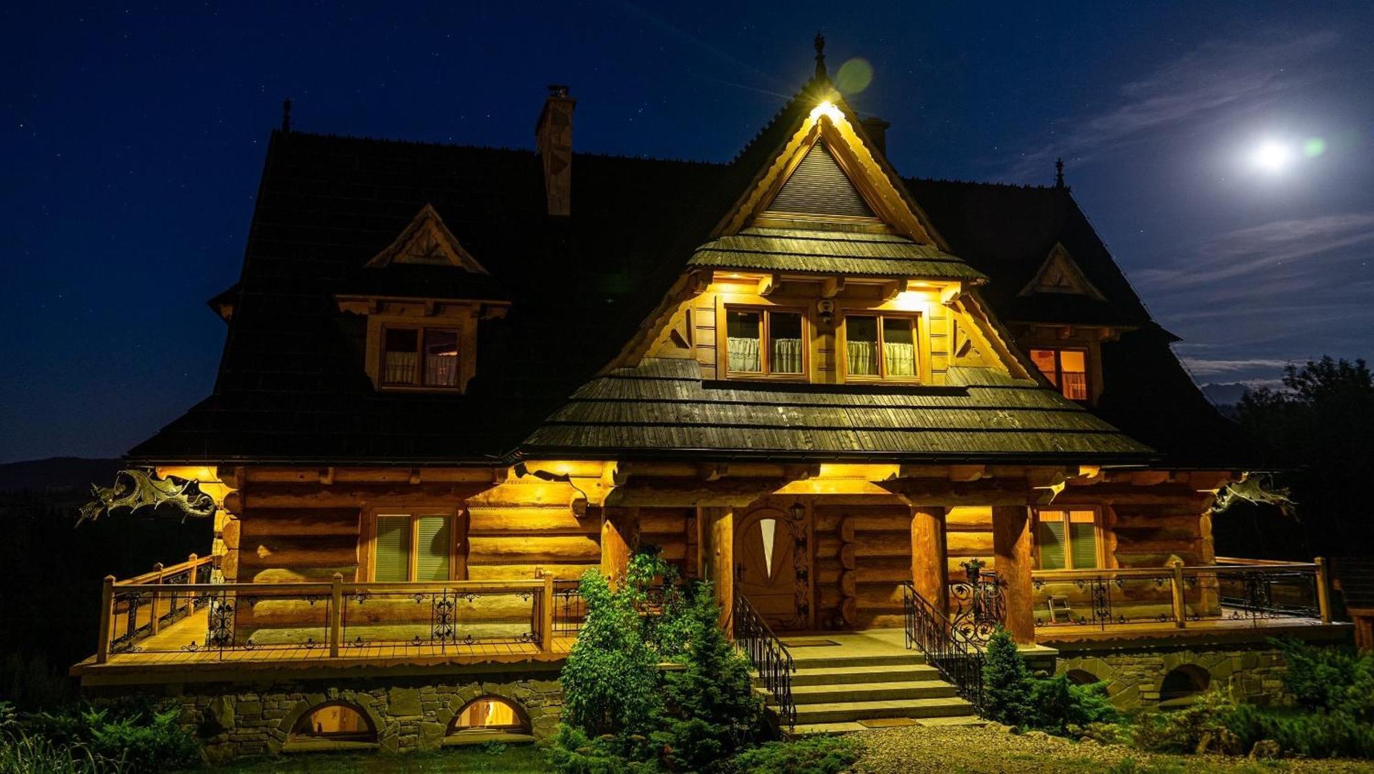 Dom Pod Smokami Apartment Bukowina Tatrzańska Exterior foto