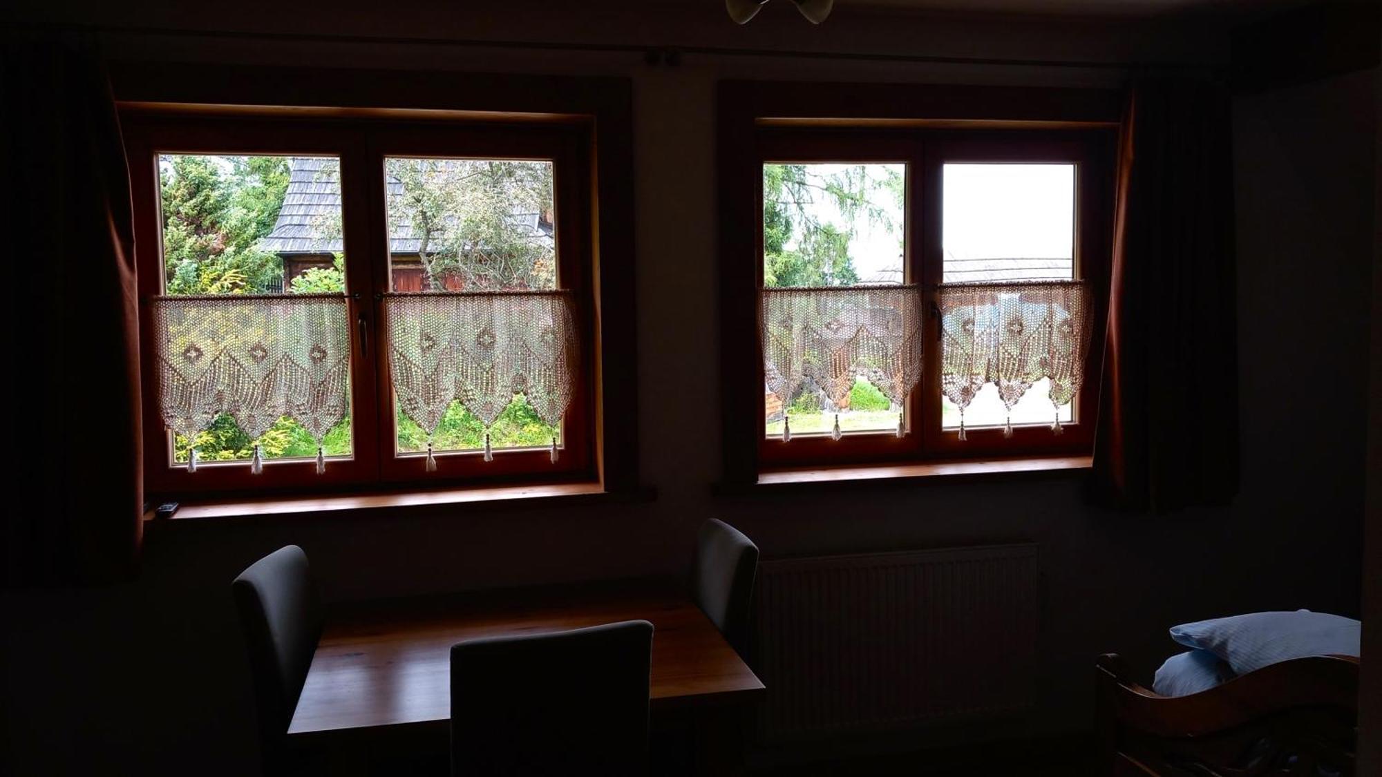 Dom Pod Smokami Apartment Bukowina Tatrzańska Exterior foto