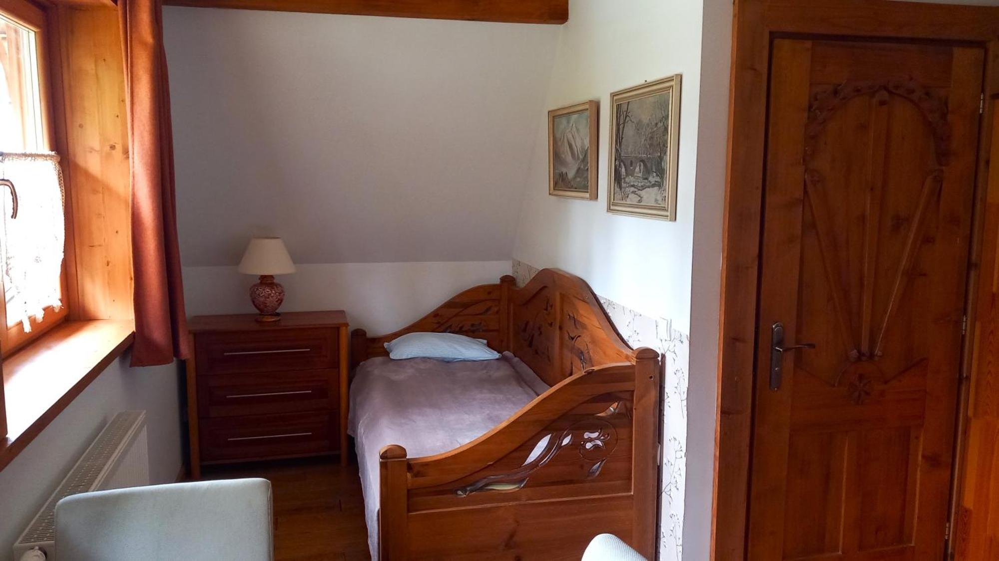 Dom Pod Smokami Apartment Bukowina Tatrzańska Exterior foto