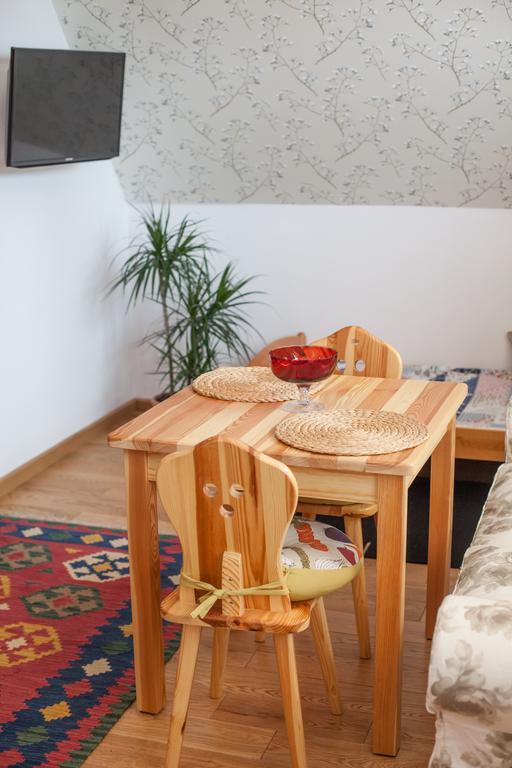 Dom Pod Smokami Apartment Bukowina Tatrzańska Exterior foto